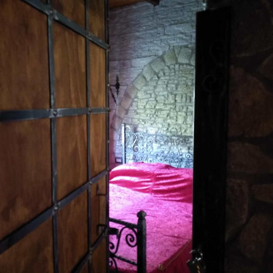 Castle House Apartamento Cremona Exterior foto
