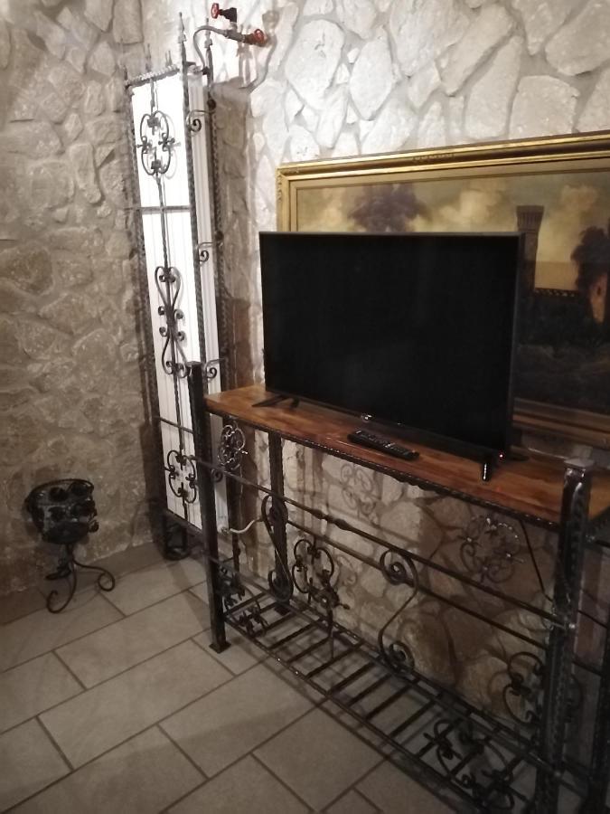 Castle House Apartamento Cremona Exterior foto